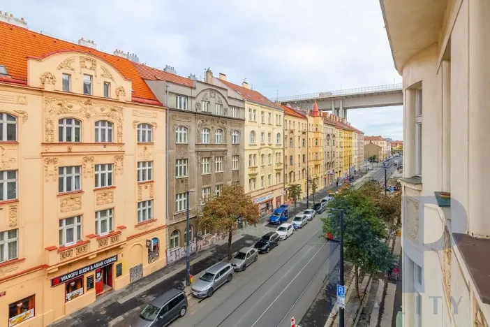 Pronájem bytu 2+kk, Praha - Nusle, Jaromírova, 42 m2
