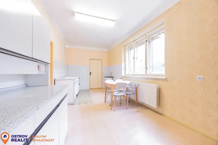 Prodej bytu 2+1, Dlouhá Loučka, Sokolská, 75 m2