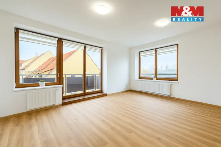 Pronájem bytu 2+kk, Praha, U jízdárny, 50 m2