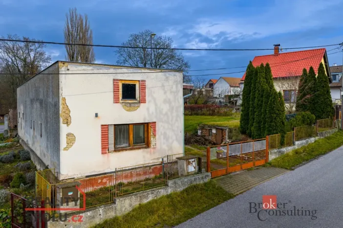 Prodej rodinného domu, Dobřenice, 76 m2