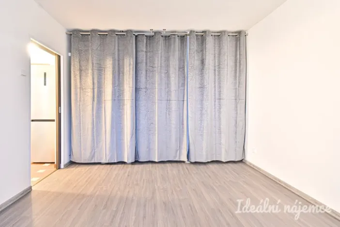 Pronájem bytu 1+1, Brno, Sibiřská, 28 m2