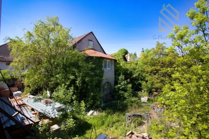 Prodej vícegeneračního domu, Smečno, nám. T. G. Masaryka, 779 m2