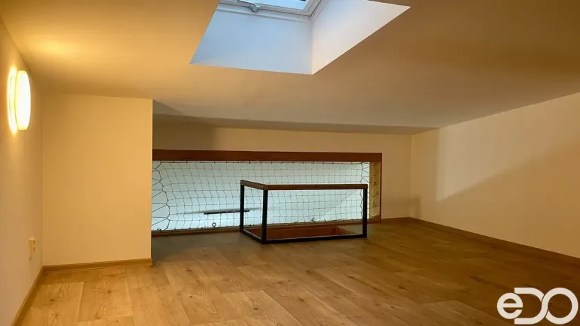 Pronájem bytu 1+kk, Mladá Boleslav, Staroměstské náměstí, 60 m2