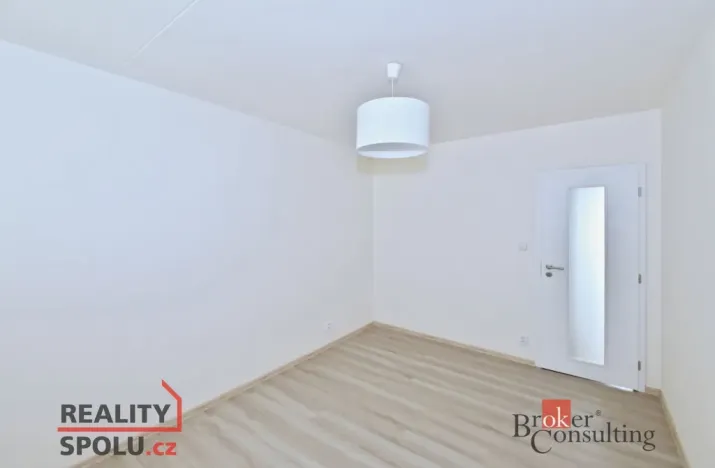 Pronájem bytu 3+1, Praha - Libeň, Přádova, 79 m2