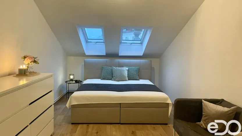 Pronájem bytu 1+kk, Mladá Boleslav, Staroměstské náměstí, 49 m2