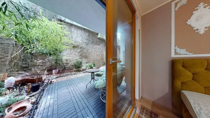 Prodej bytu 2+kk, Karlovy Vary, Na Vyhlídce, 68 m2