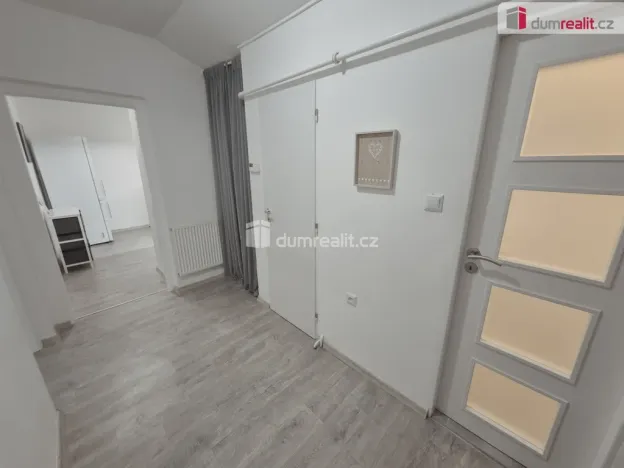 Pronájem bytu 2+1, Hoštka - Kochovice, Lužická, 57 m2