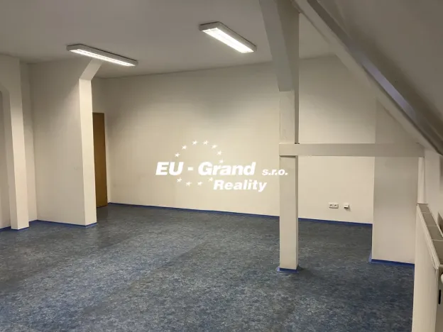 Pronájem atypického bytu, Varnsdorf, 5. května, 94 m2