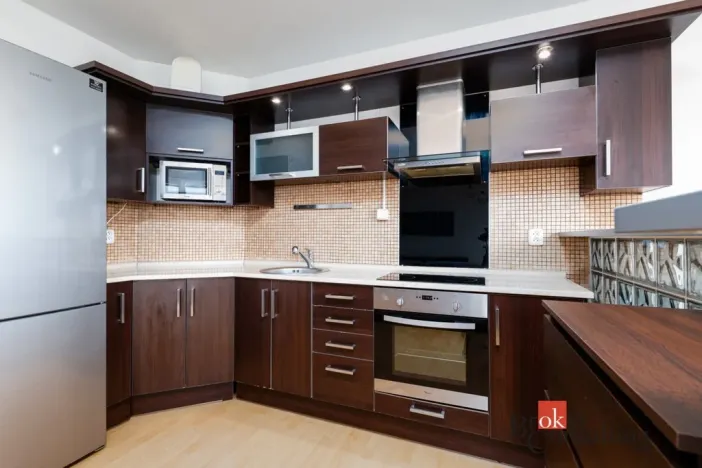 Prodej bytu 2+kk, Plzeň - Severní Předměstí, Valtická, 60 m2