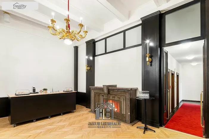 Pronájem kanceláře, Praha - Nové Město, Spálená, 146 m2