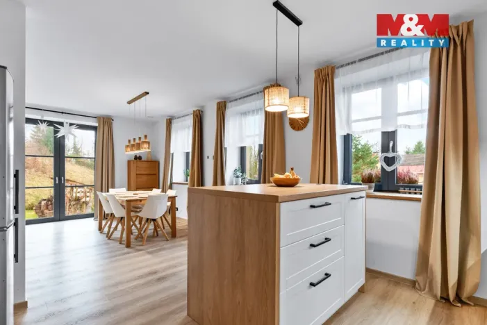 Prodej rodinného domu, Lučany nad Nisou, 156 m2