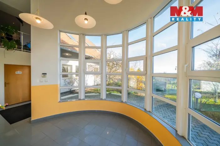 Prodej výrobních prostor, Žďár, 1089 m2