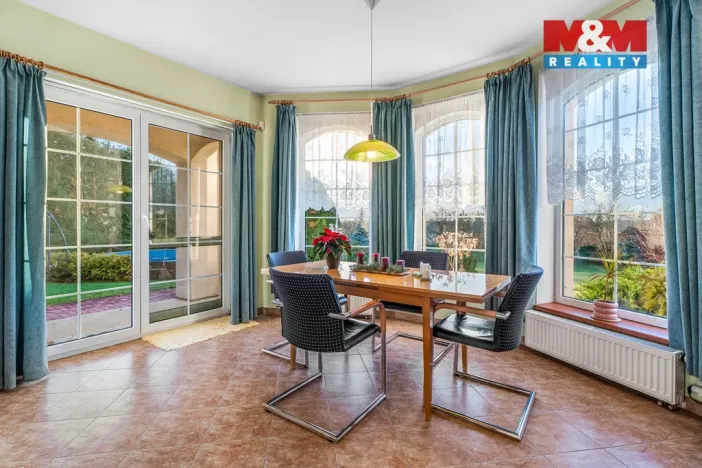 Prodej rodinného domu, Přerov nad Labem, 248 m2