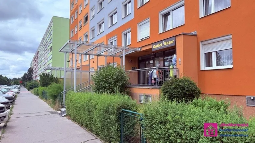 Prodej obchodního prostoru, Praha - Horní Měcholupy, Milánská, 27 m2