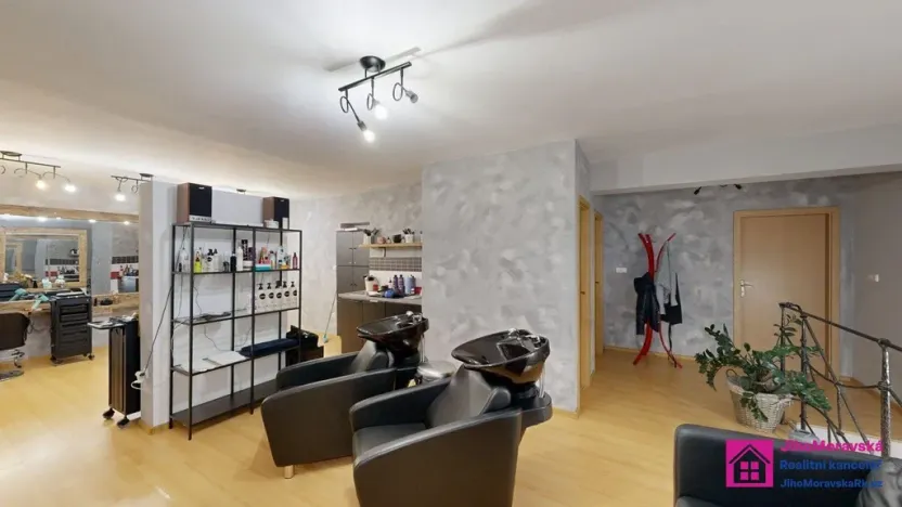 Pronájem obchodního prostoru, Břeclav, Smetanovo nábřeží, 78 m2