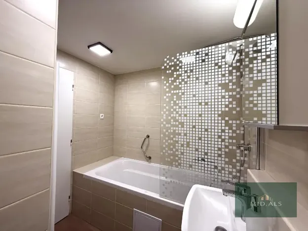 Prodej bytu 2+kk, Praha - Troja, Hnězdenská, 40 m2