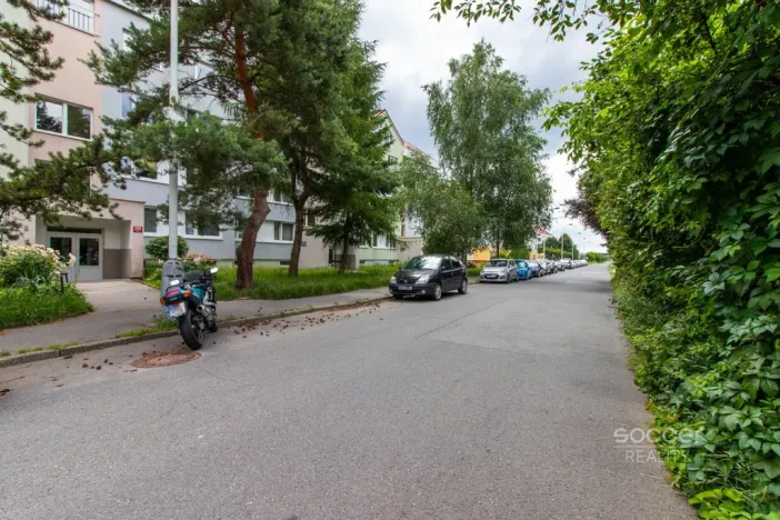 Pronájem bytu 1+kk, Praha - Újezd nad Lesy, Rohožnická, 29 m2