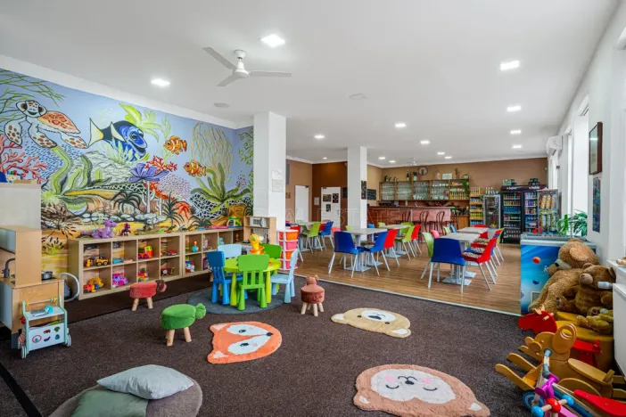 Prodej komerční nemovitosti, Teplice, Pražská, 1334 m2