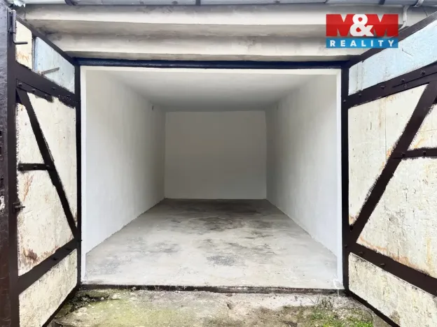 Pronájem garáže, Most, Pionýrů, 20 m2