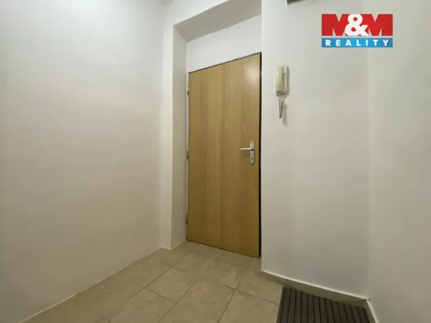 Pronájem bytu 1+1, Kostelec nad Černými lesy - Kostelec nad Černými Lesy, Dr. Trippé, 37 m2