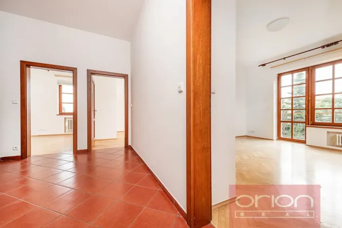 Pronájem rodinného domu, Praha - Břevnov, Oddělená, 316 m2