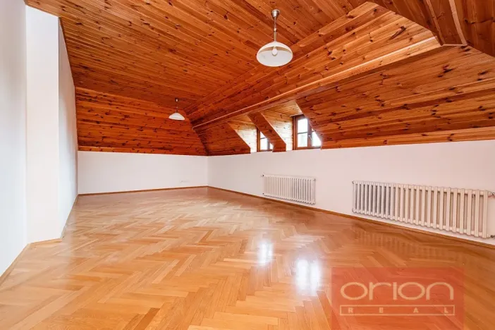 Pronájem rodinného domu, Praha - Břevnov, Oddělená, 316 m2