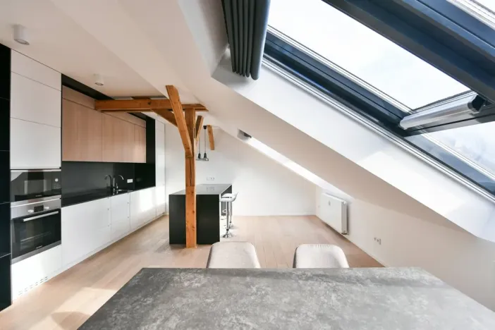 Pronájem bytu 3+kk, Praha - Vinohrady, náměstí Jiřího z Poděbrad, 156 m2