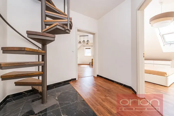 Pronájem bytu 3+kk, Praha - Žižkov, Kubelíkova, 101 m2