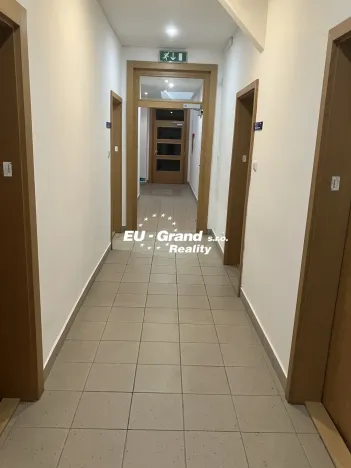 Pronájem atypického bytu, Varnsdorf, 5. května, 151 m2