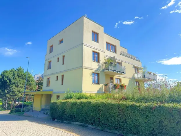 Pronájem bytu 3+kk, Praha - Malešice, Prorektorská, 85 m2