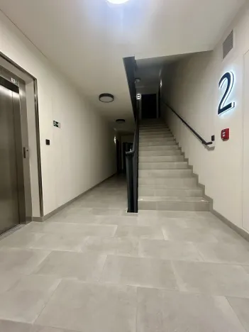 Pronájem bytu 3+kk, Praha, Návarovská, 83 m2