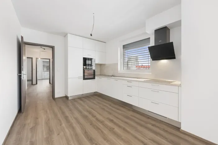 Pronájem bytu 3+kk, Praha, Návarovská, 83 m2