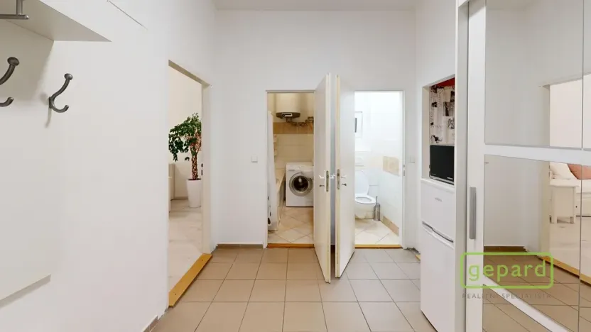 Pronájem bytu 2+1, Praha, V háji, 49 m2