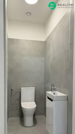 Pronájem skladu, Hořovice, 600 m2