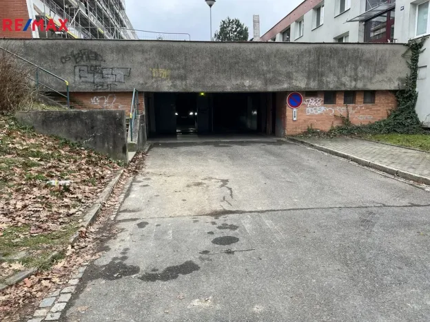 Prodej garáže, Zlín, Javorová, 21 m2