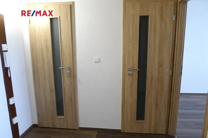 Pronájem bytu 2+kk, Praha - Řepy, Makovského, 40 m2