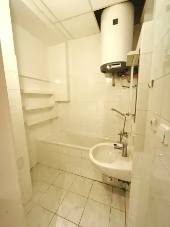 Pronájem bytu 2+1, Praha - Smíchov, U Nikolajky, 62 m2