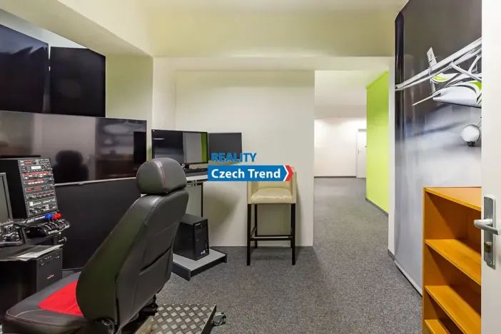 Pronájem kanceláře, Olomouc, Šlechtitelů, 50 m2