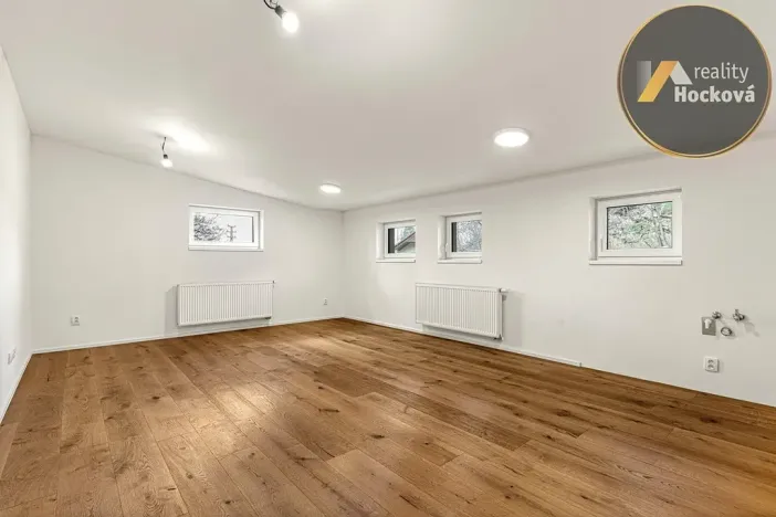 Pronájem bytu 2+kk, Jesenice, Do Potočin, 68 m2