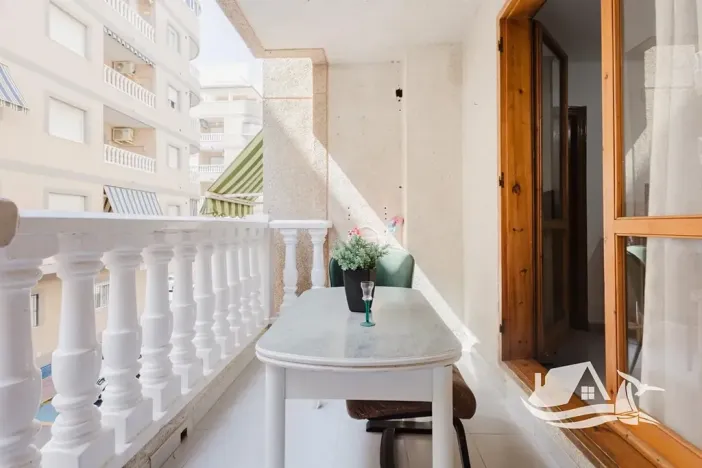 Prodej bytu 3+kk, Torrevieja, Španělsko, 48 m2