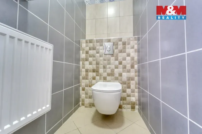 Prodej výrobních prostor, Stružná, 216 m2