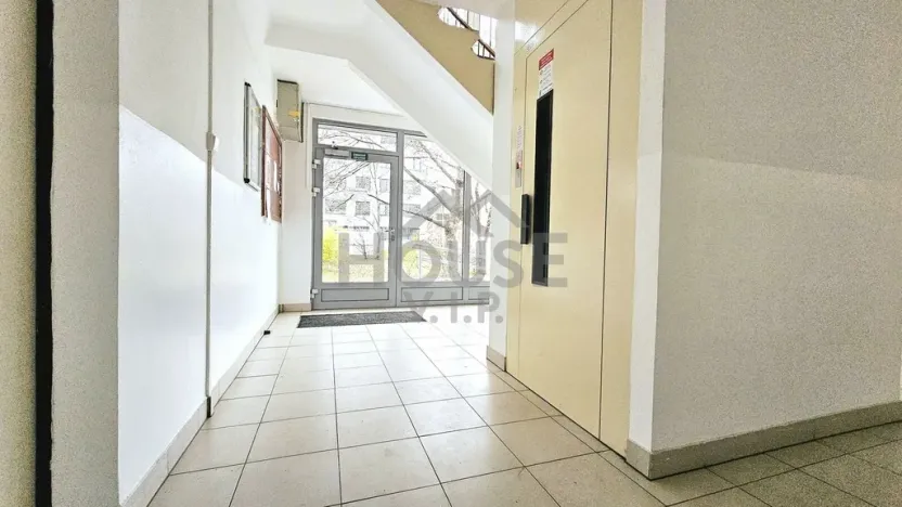 Prodej bytu 3+1, Praha, Přímětická, 68 m2