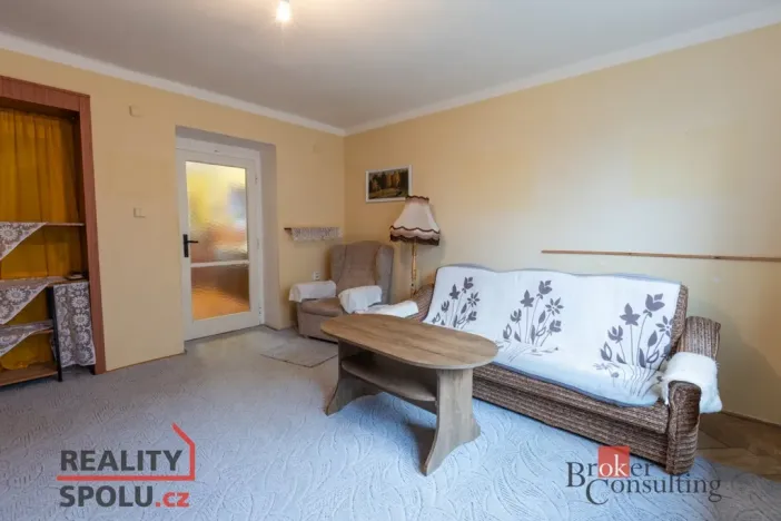 Prodej bytu 2+1, Horní Bříza, Tovární, 62 m2