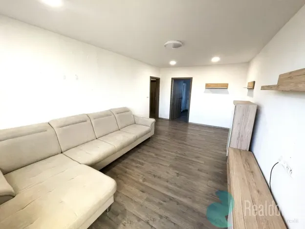 Pronájem bytu 4+1, Velešín, Nad Cihelnou, 78 m2