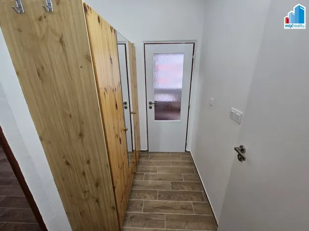 Pronájem bytu 1+1, Holýšov, Pod Makovým vrchem, 40 m2
