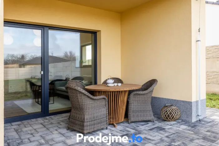 Prodej rodinného domu, Hevlín, 73 m2