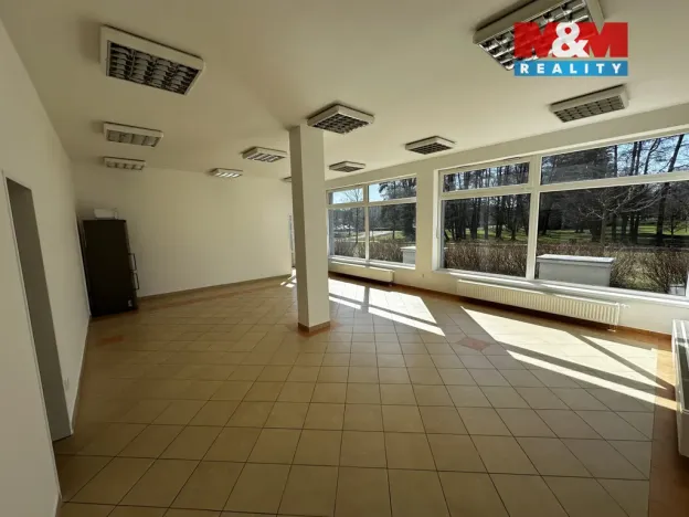 Pronájem kanceláře, Krnov - Pod Bezručovým vrchem, Říční okruh, 85 m2