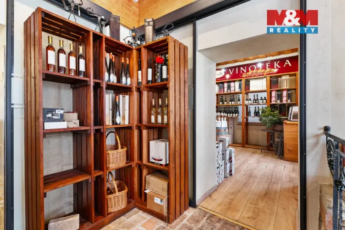 Prodej obchodního prostoru, Jablonec nad Nisou, Komenského, 600 m2