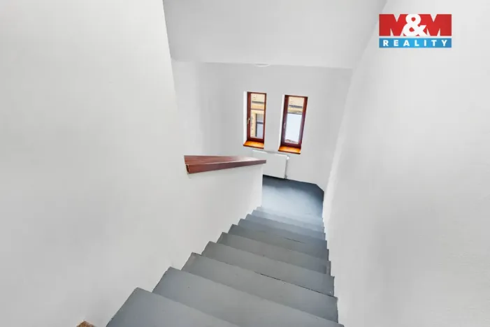 Prodej obchodního prostoru, Jablonec nad Nisou, Komenského, 600 m2