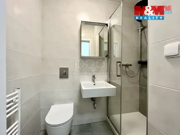 Prodej obchodního prostoru, Jablonec nad Nisou, Komenského, 600 m2